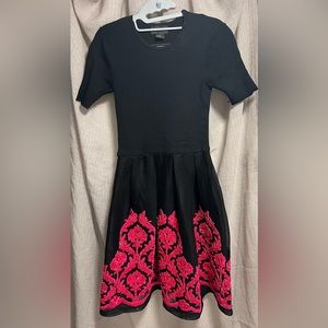 Gracia - Black with Pink Mesh Ribbon Dress